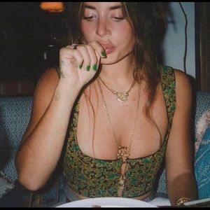 ISO!! The rose milk corset